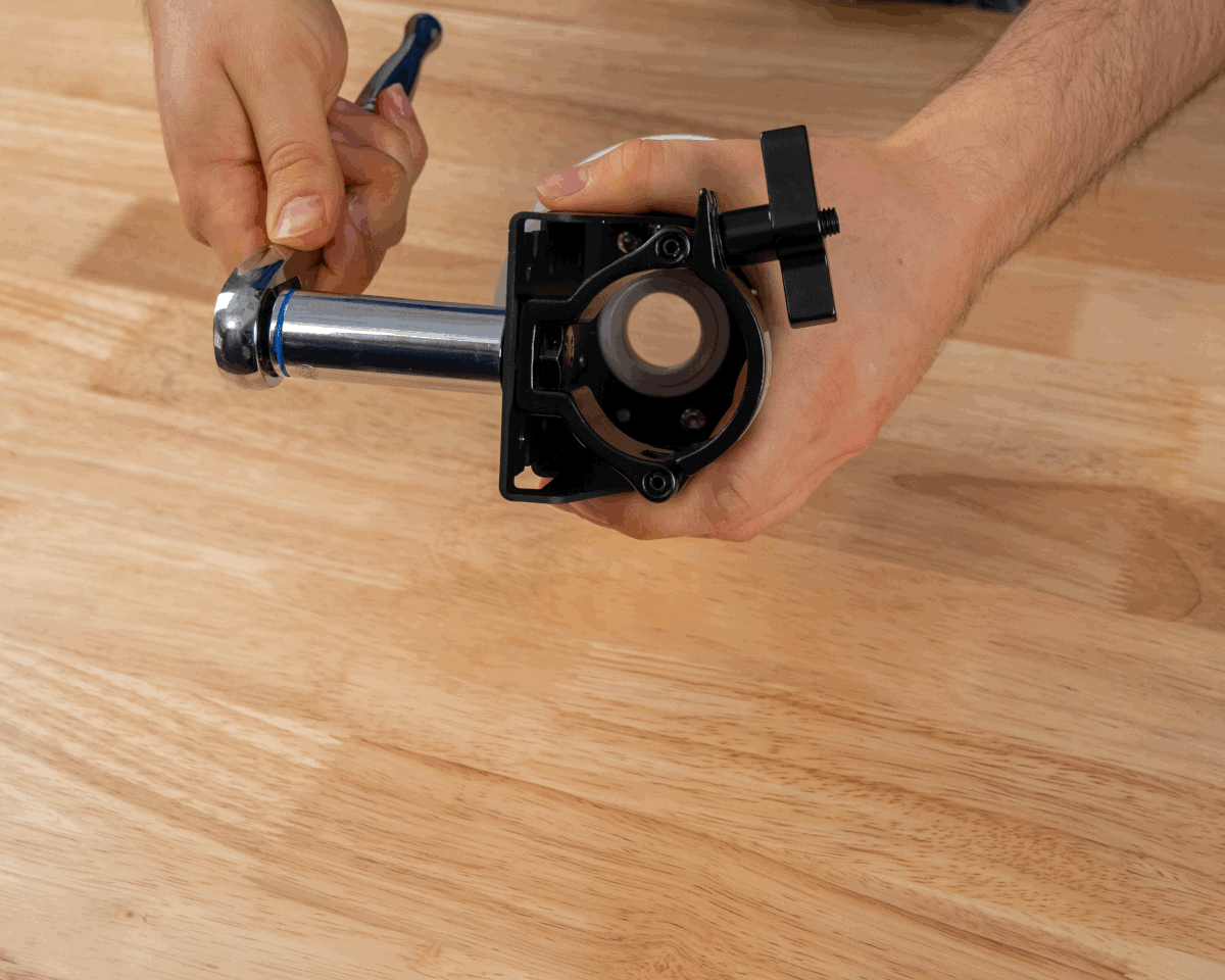 AB303 ASSEMBLY STEP03B