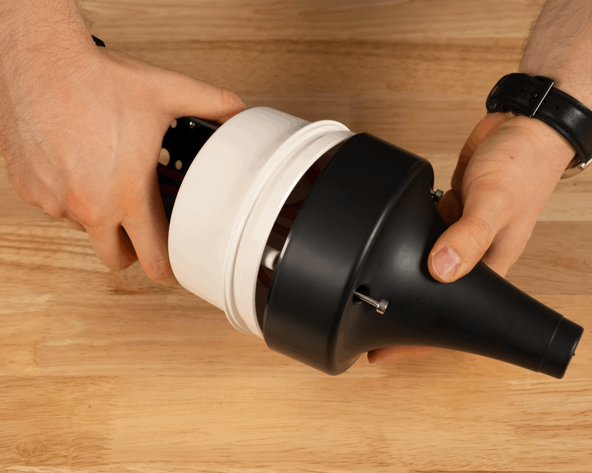 AB303 ASSEMBLY STEP08