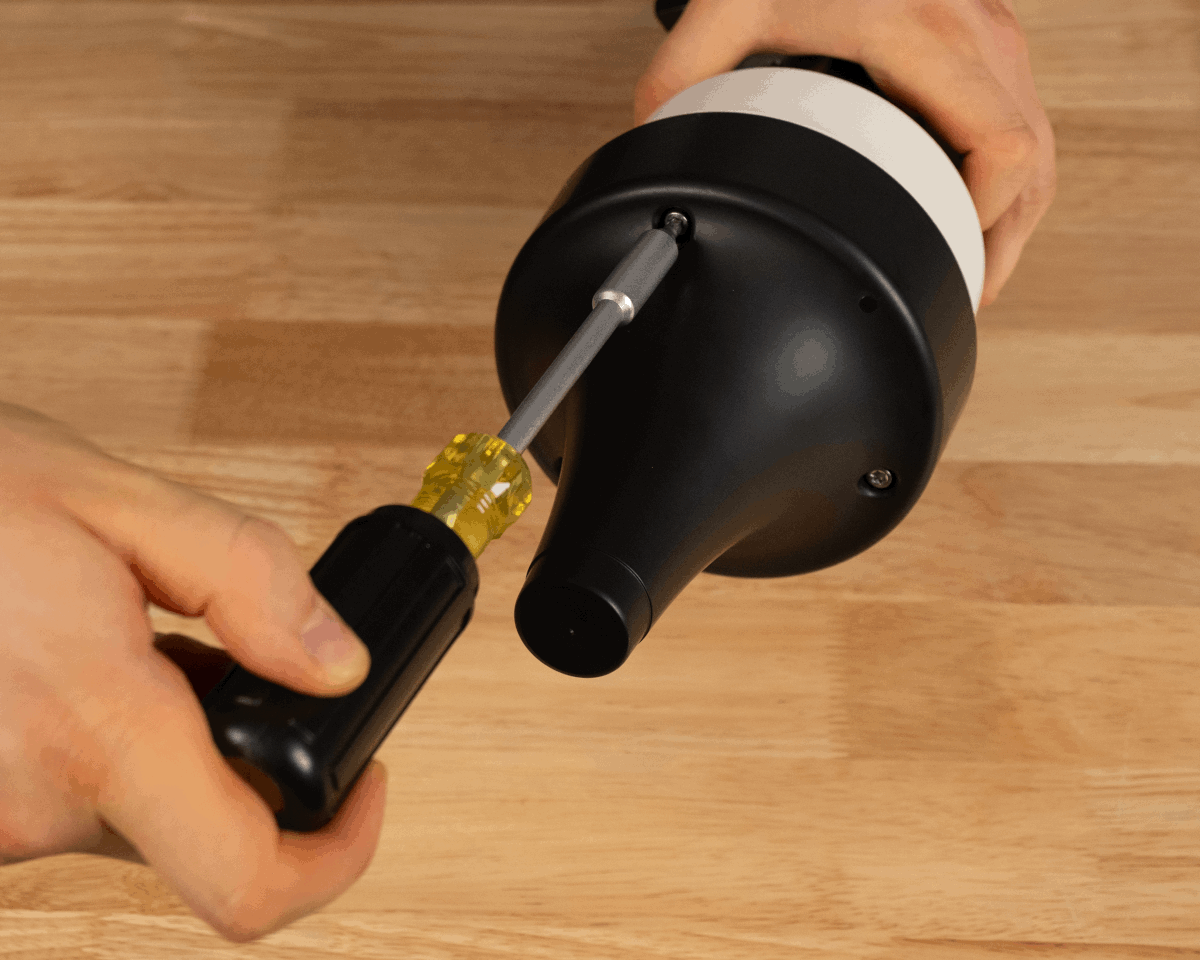 AB303 ASSEMBLY STEP09