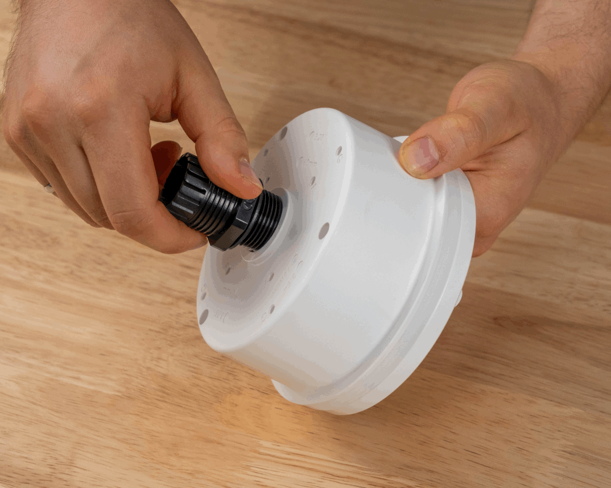 AH303 ASSEMBLY STEP04A